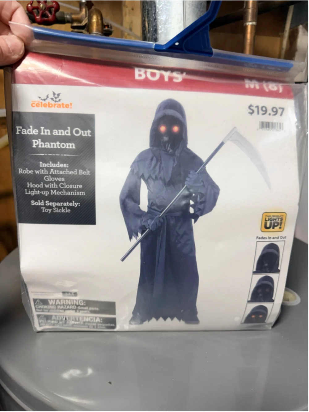 Boys Fade in and out Phantom Costume size med-8. Black red eyes 5 pc. Sickle